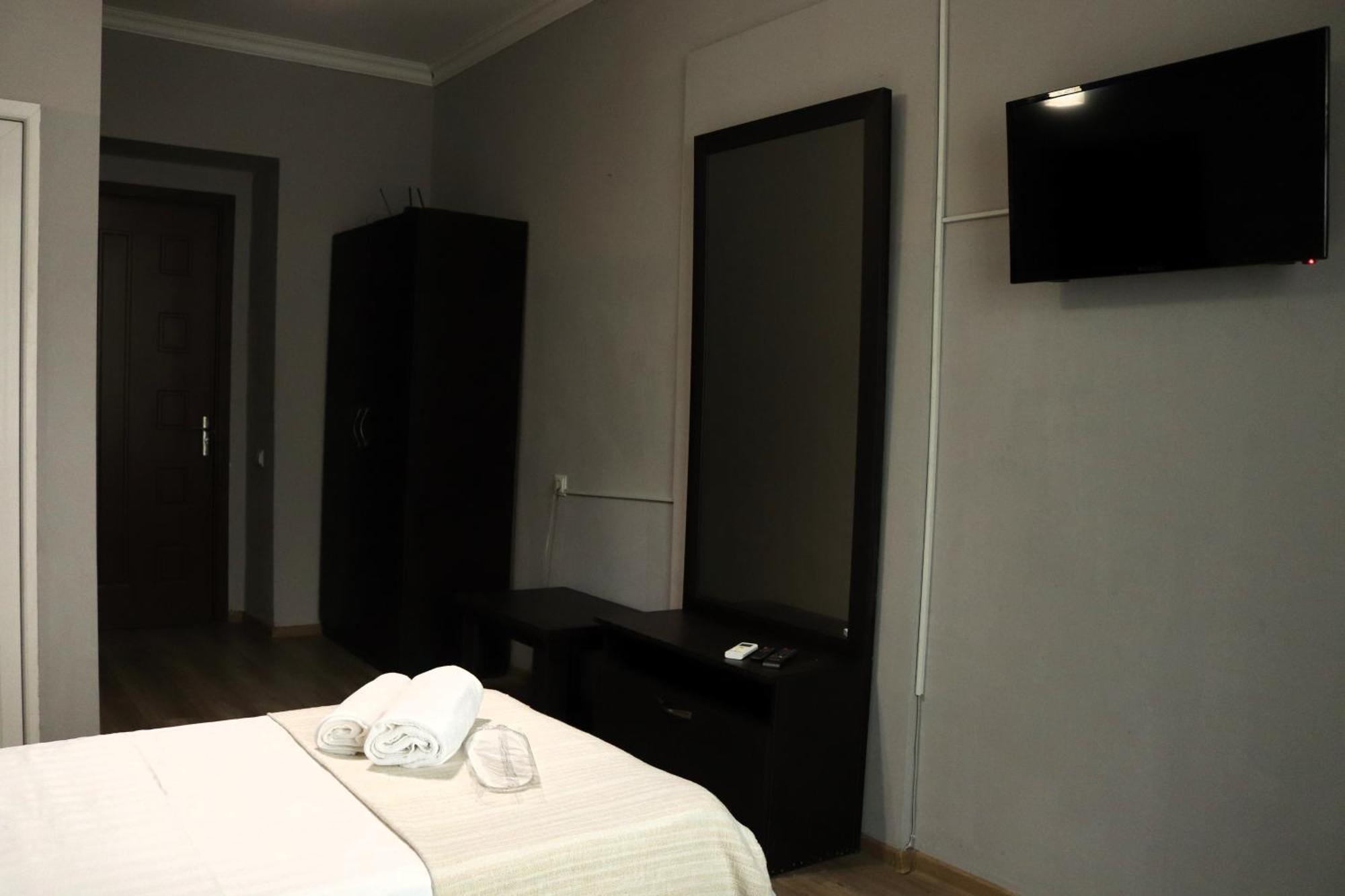 Apartamento Erekle 8/10 Tiflis Exterior foto